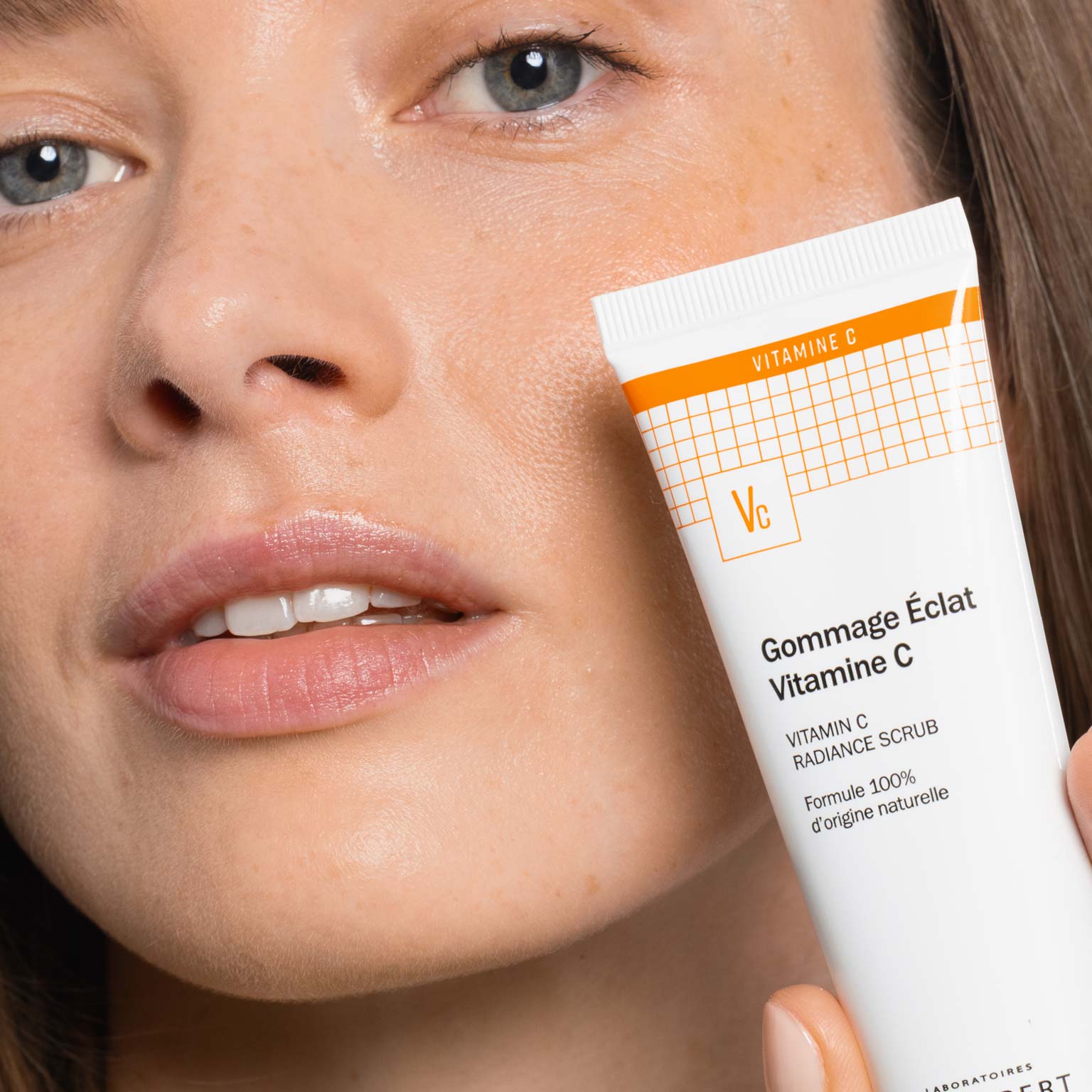 Novexpert Vitamin C Radiance Scrub
